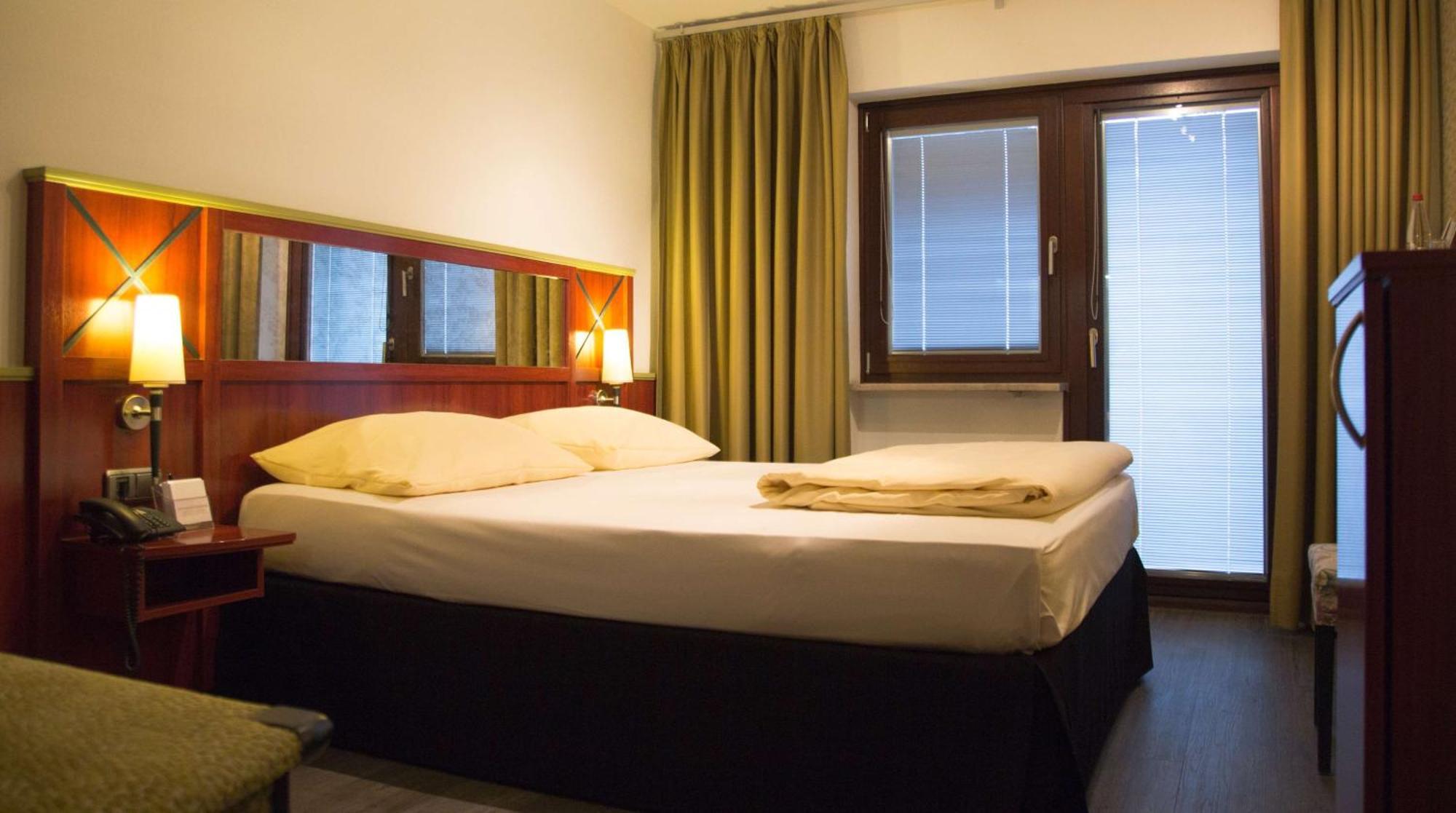 Best Western Hotel Wuerzburg-Sued Екстер'єр фото