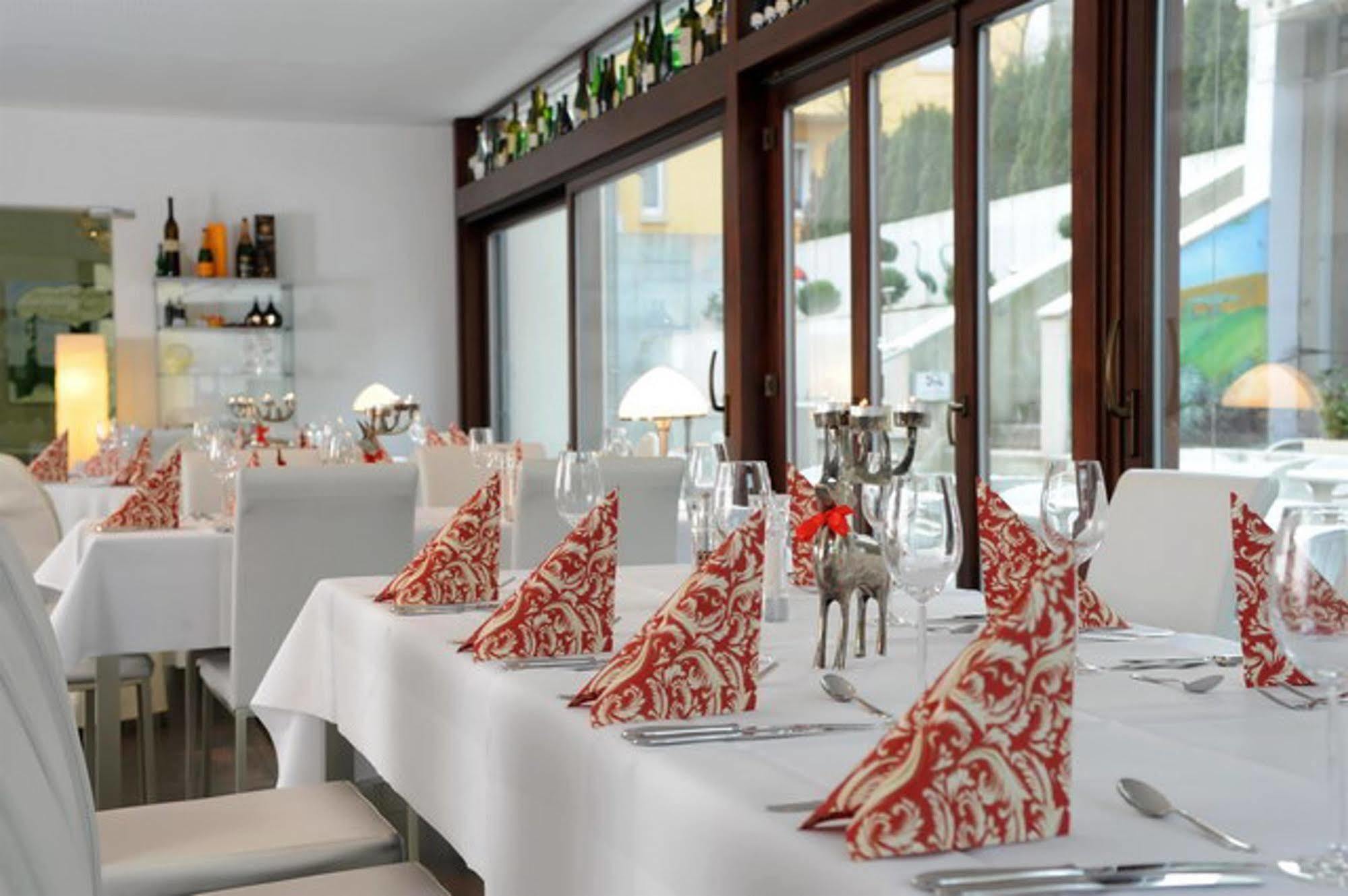 Best Western Hotel Wuerzburg-Sued Екстер'єр фото